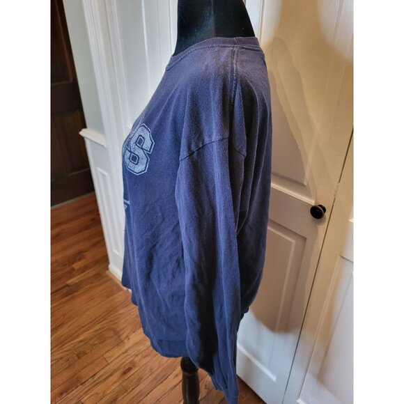 Navy 2010 Seniors Rule Long Sleeved Graphic Tee M 2000s Retro Casual Senior Year - Picture 4 of 5